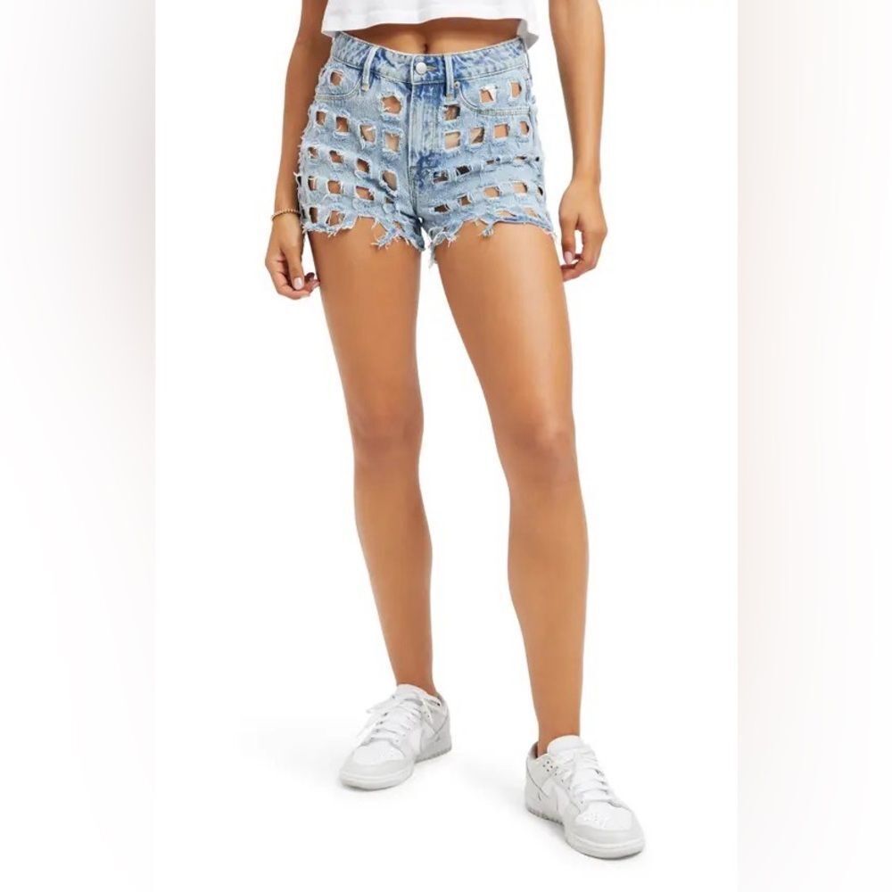 NWT Good American Good '90s Cutoff Denim Distressed Shorts in